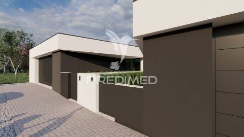 Lote de terreno 670m2 (junto escola primaria de barco)