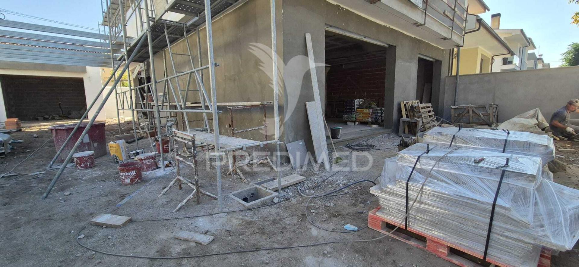 Moradia t4 em palmeira