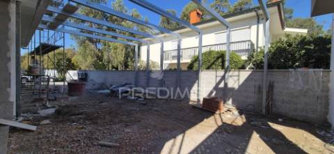 Moradia t4 em palmeira