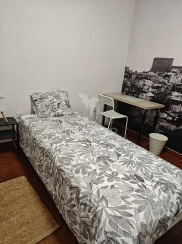 Quartos para arrendamento – centro de portalegre (junto ao castelo)