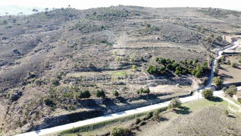 Terreno com projeto aprovado no alvendre – guarda