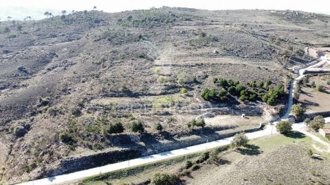 Terreno com projeto aprovado no alvendre – guarda