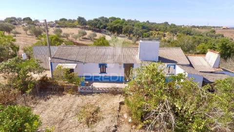 Monte alentejano para recuperar com 6ha