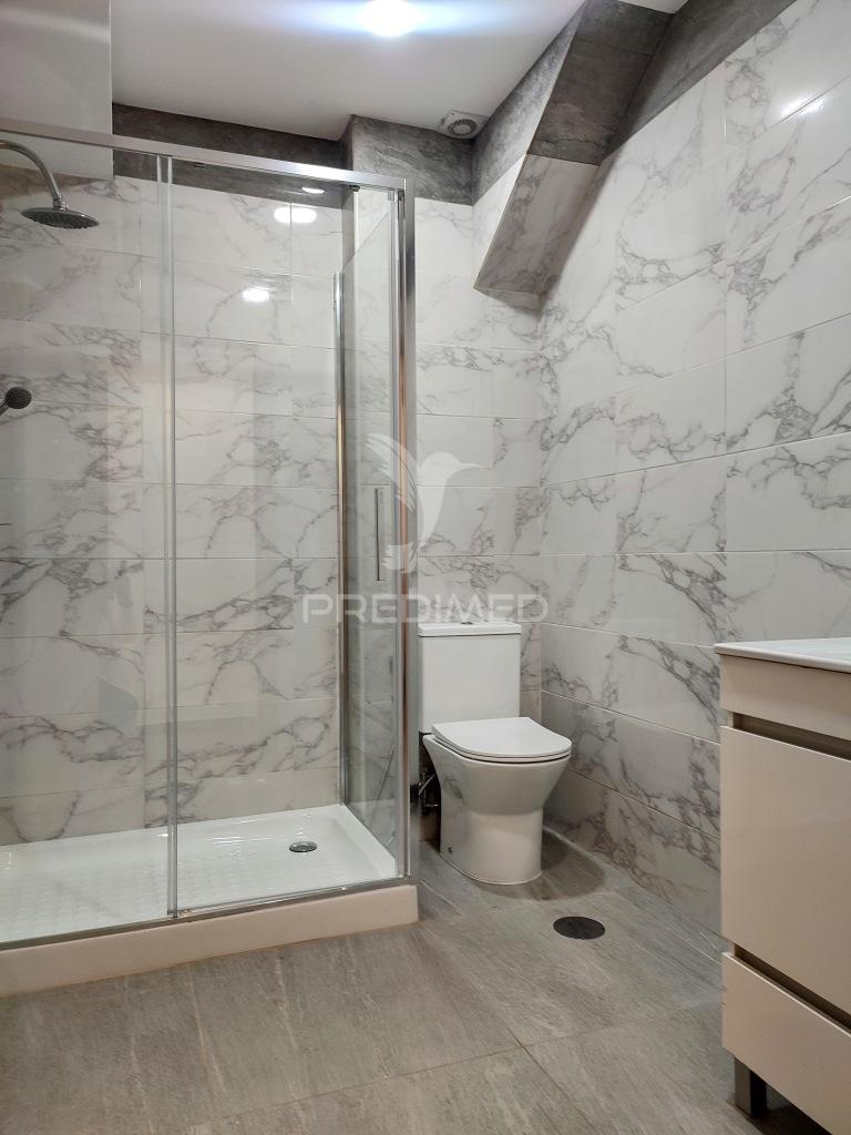 Apartamento t3 junto à câmara de gaia - arrendamento
