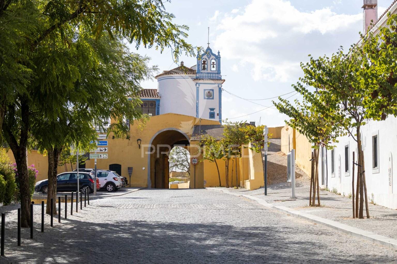 T2+1 na histórica rua das beatas, em elvas