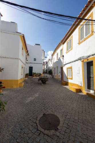 T2+1 na histórica rua das beatas, em elvas