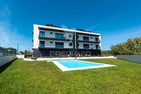 Apartamento t3 duplex com piscina - vista mar (apúlia)