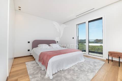 Apartamento t3 duplex com piscina - vista mar (apúlia)