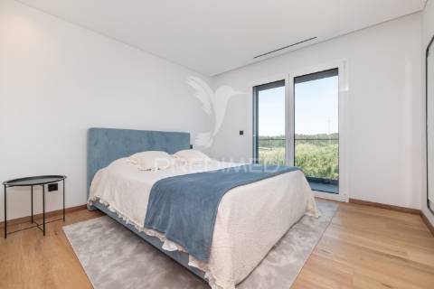 Apartamento t3 duplex com piscina - vista mar (apúlia)