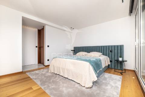 Apartamento t3 duplex com piscina - vista mar (apúlia)