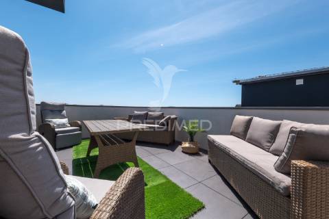 Apartamento t3 duplex com piscina - vista mar (apúlia)