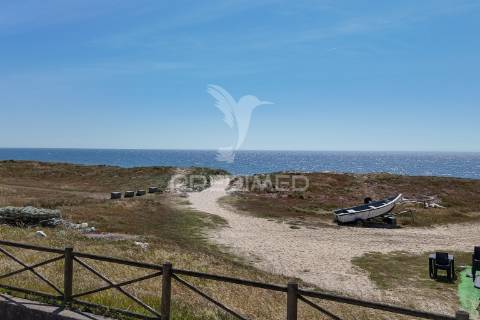 Apartamento t3 duplex com piscina - vista mar (apúlia)