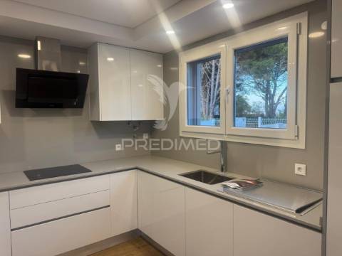 Moradia t3 contemporânea com piscina privativa – lagoa de albufeira