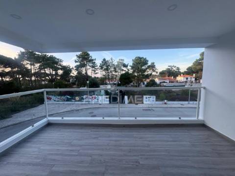 Moradia t3 contemporânea com piscina privativa – lagoa de albufeira