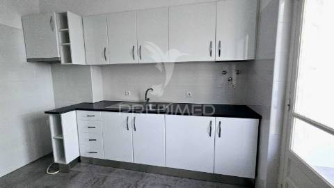 Apartamento t2 com vista rio  na póvoa de santa iria