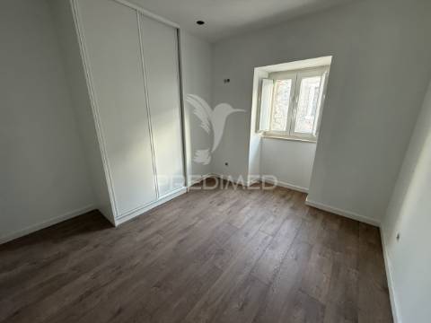 Moradia t2 com garagem em vila moreira – alcanena