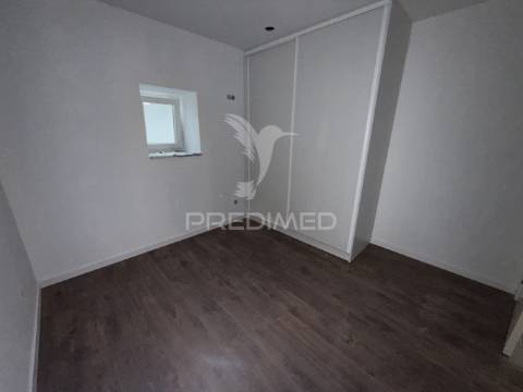 Moradia t2 com garagem em vila moreira – alcanena