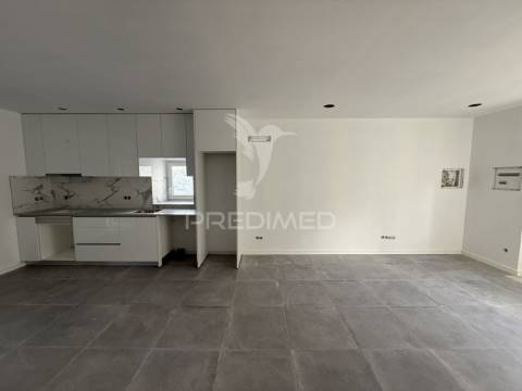 Moradia t2 com garagem em vila moreira – alcanena