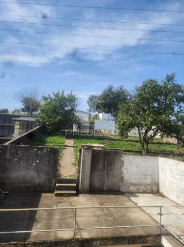 Moradia isolada t4 em pedroso