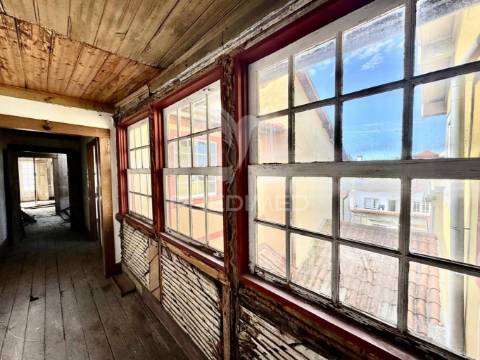 Prédio no centro da cidade guimarães