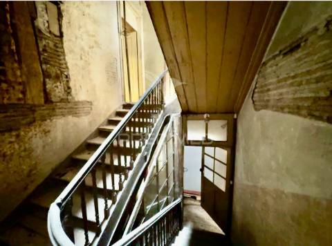 Prédio no centro da cidade guimarães