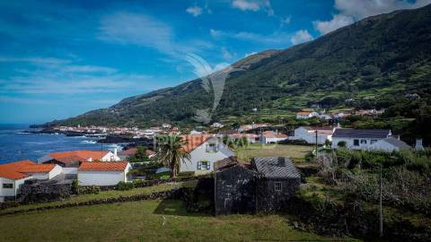 Ruína com projeto aprovado e vista mar – santo amaro, são roque do pico