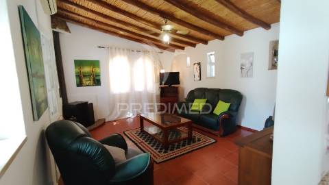 Casa de campo com t3 + t2 + mobilom