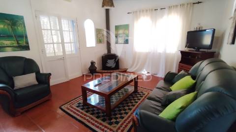 Casa de campo com t3 + t2 + mobilom