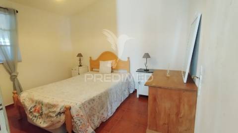 Casa de campo com t3 + t2 + mobilom