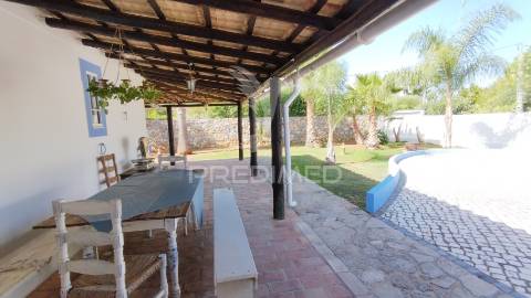 Casa de campo com t3 + t2 + mobilom