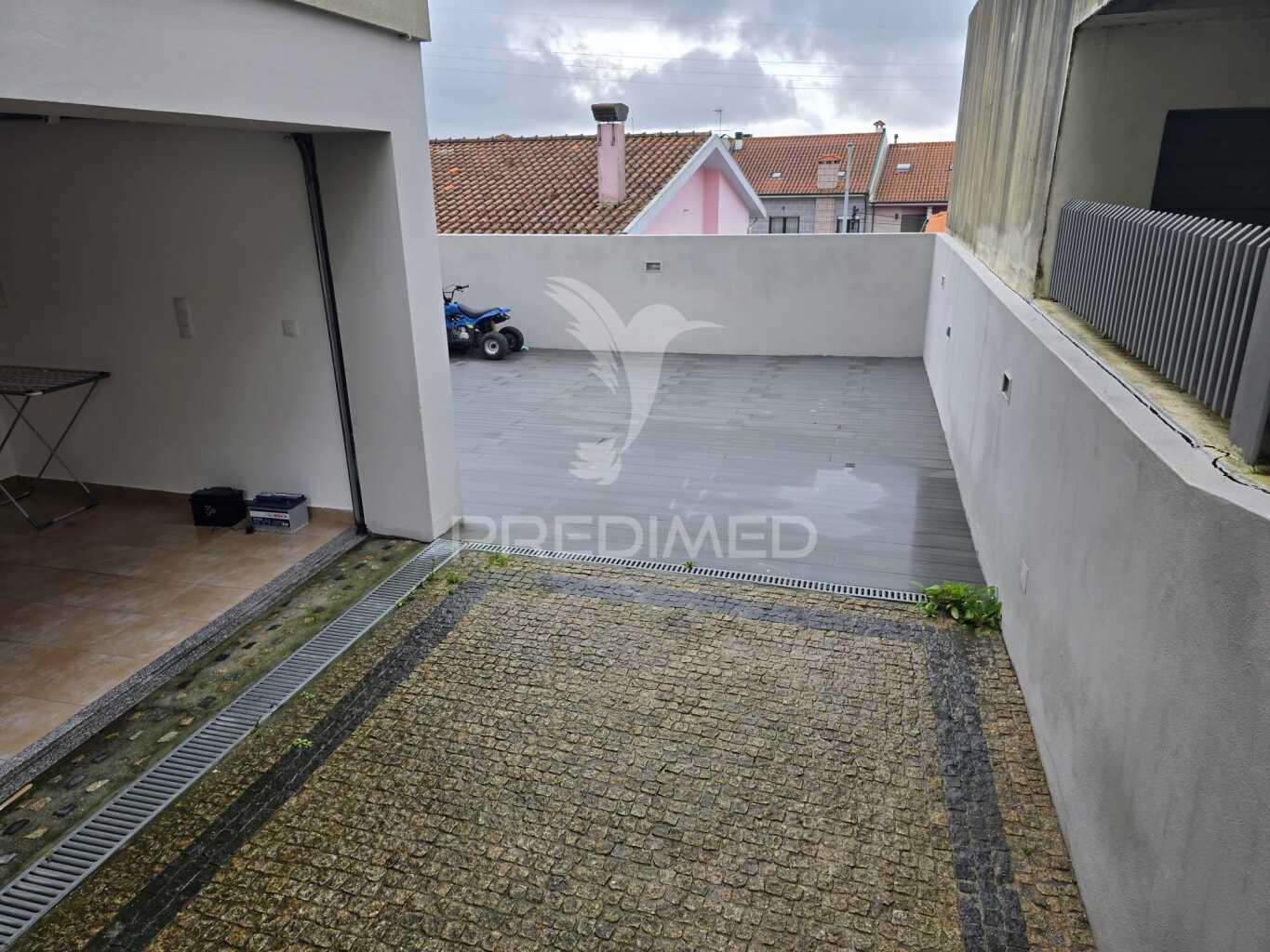 Moradia t3 única em fânzeres