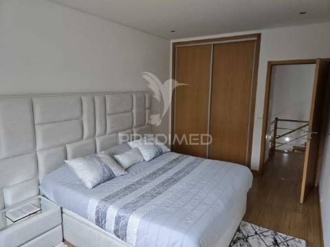 Moradia t3 única em fânzeres