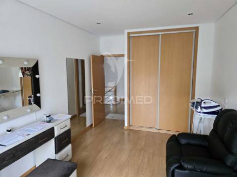 Moradia t3 única em fânzeres