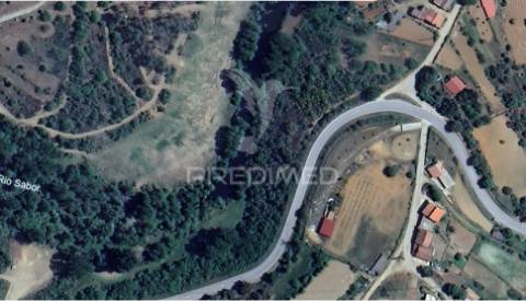 Terreno rústico em moinho de meixedo – frente ao rio sabor | parque natural de montesinho | perto da fronteira espanhola