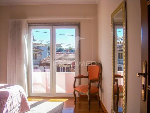 Moradia t4 em quinchães – fafe