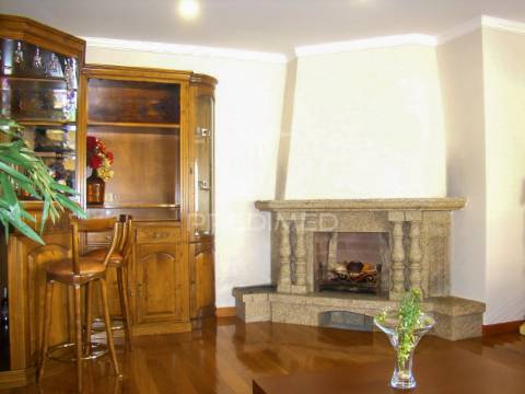 Moradia t4 em quinchães – fafe