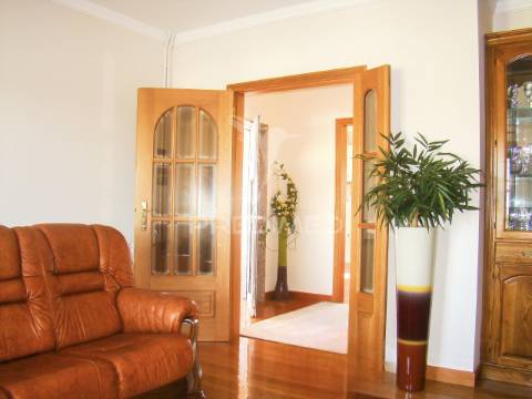 Moradia t4 em quinchães – fafe