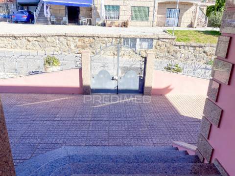 Moradia t4 em quinchães – fafe