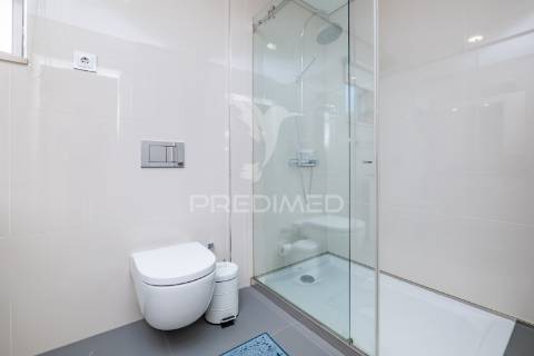 Apartamento t5 duplex em ferreiros