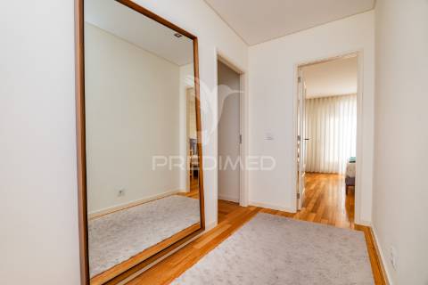 Apartamento t5 duplex em ferreiros