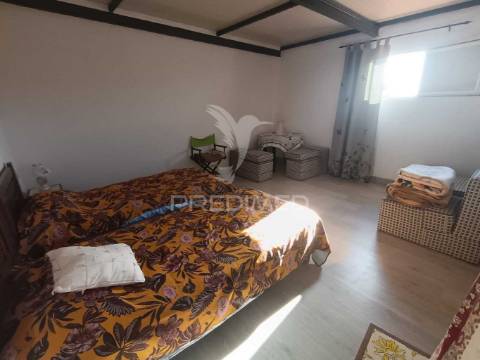 Moradia t3 com quintal e churrasqueira em são vicente – elvas