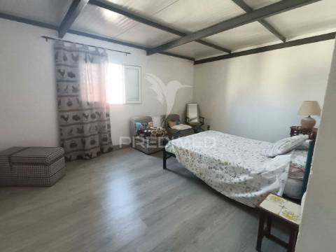 Moradia t3 com quintal e churrasqueira em são vicente – elvas