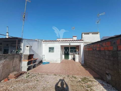 Moradia t3 com quintal e churrasqueira em são vicente – elvas