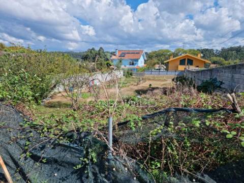 Lote de terreno, urbano, em olival-vn gaia