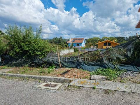 Lote de terreno, urbano, em olival-vn gaia
