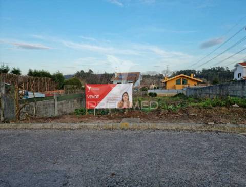 Lote de terreno, urbano, em olival-vn gaia