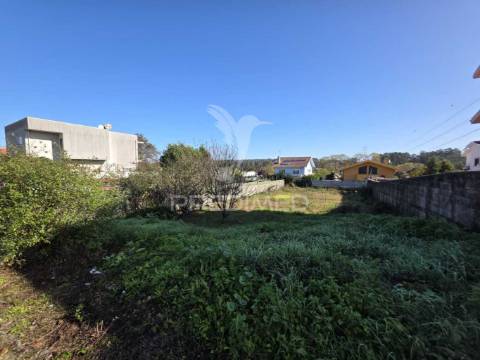 Lote de terreno, urbano, em olival-vn gaia