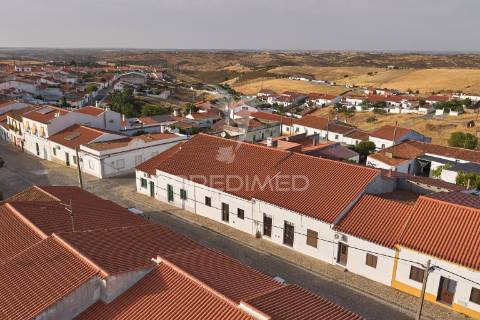 Moradia t4 em safara