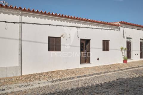 Moradia t4 em safara