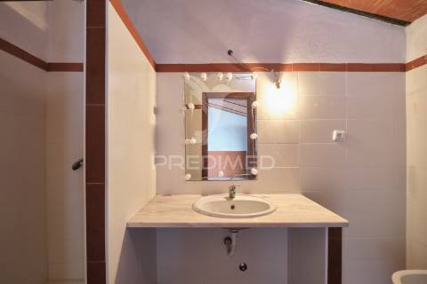 Moradia t4 em safara